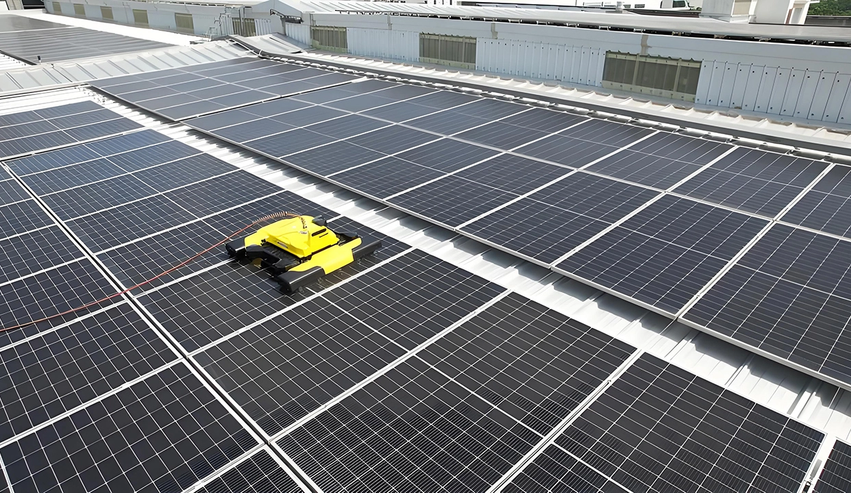 The "Perpetual Motion Machine" on the Solar Panels: How Wireless Charging Enables Cleaning Robots to Say Goodbye to "Going Downhill for Charging" 