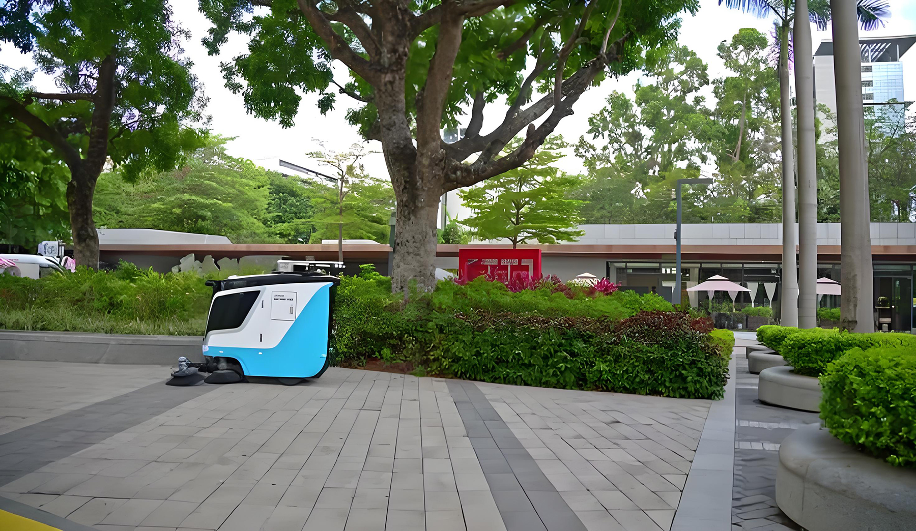 Long-distance large-offset non-contact stable charging solution - WIRELESSPT low-speed unmanned cleaning vehicle's wireless charger 
